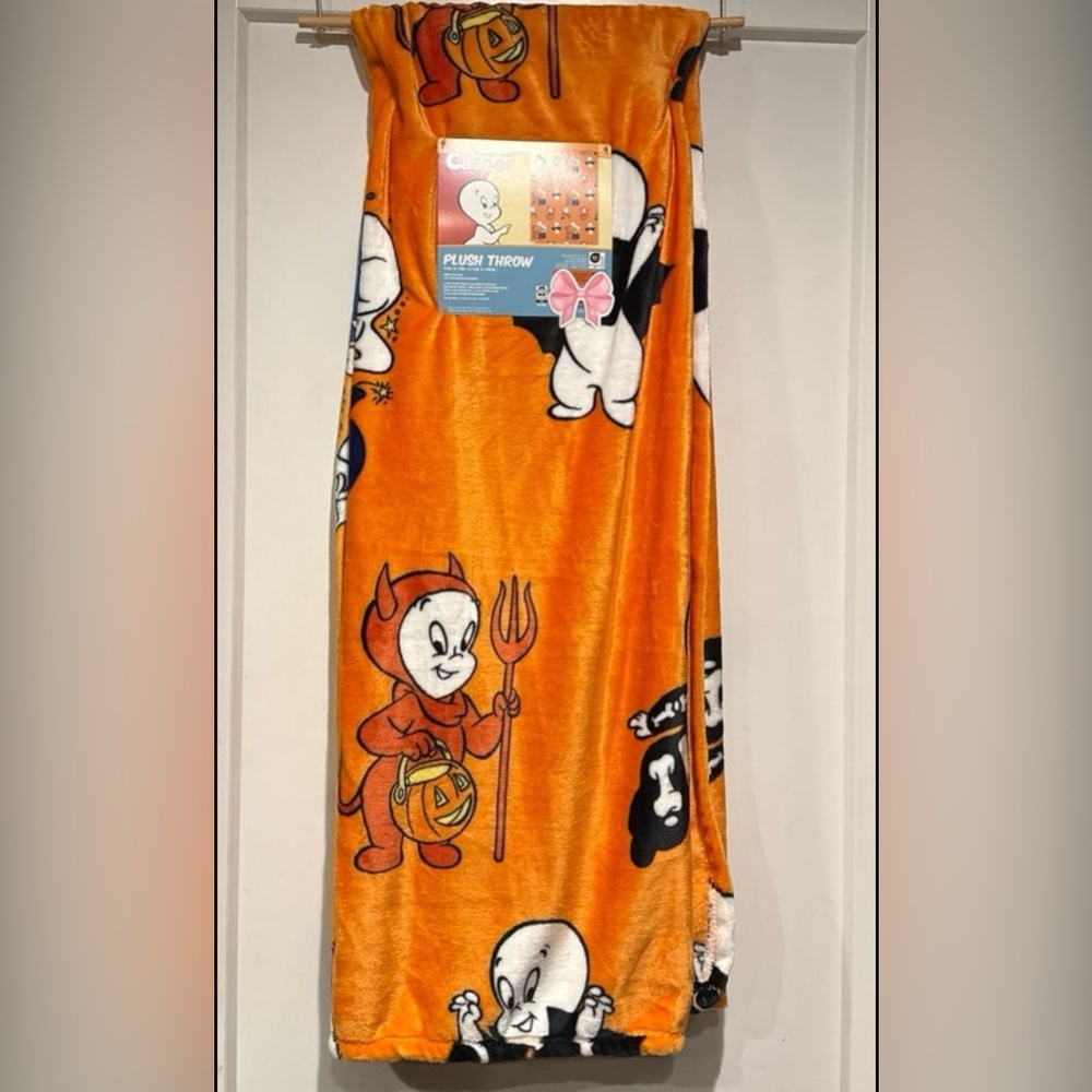 Casper Halloween Throw Blanket